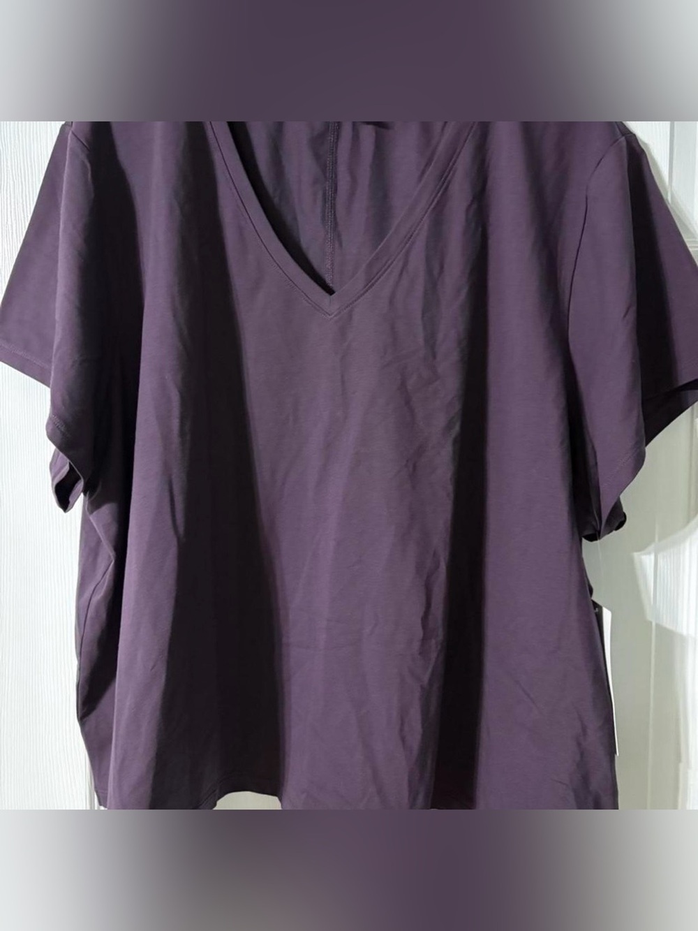 Athleta Essential V-Neck Tee in Plum Size 3X NWT
